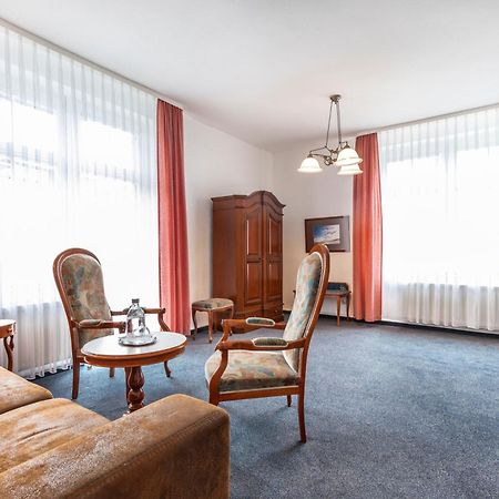 Hotel Stranddistel Ruegen Герен Екстер'єр фото